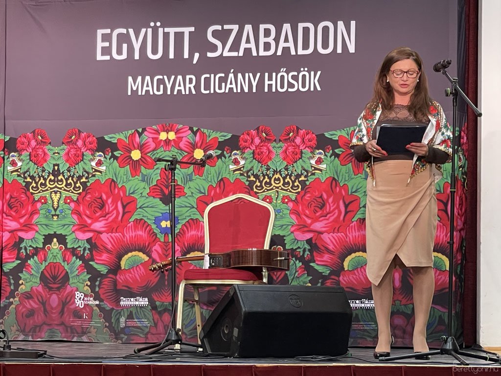 Együtt, szabadon - kiállításmegnyitó35